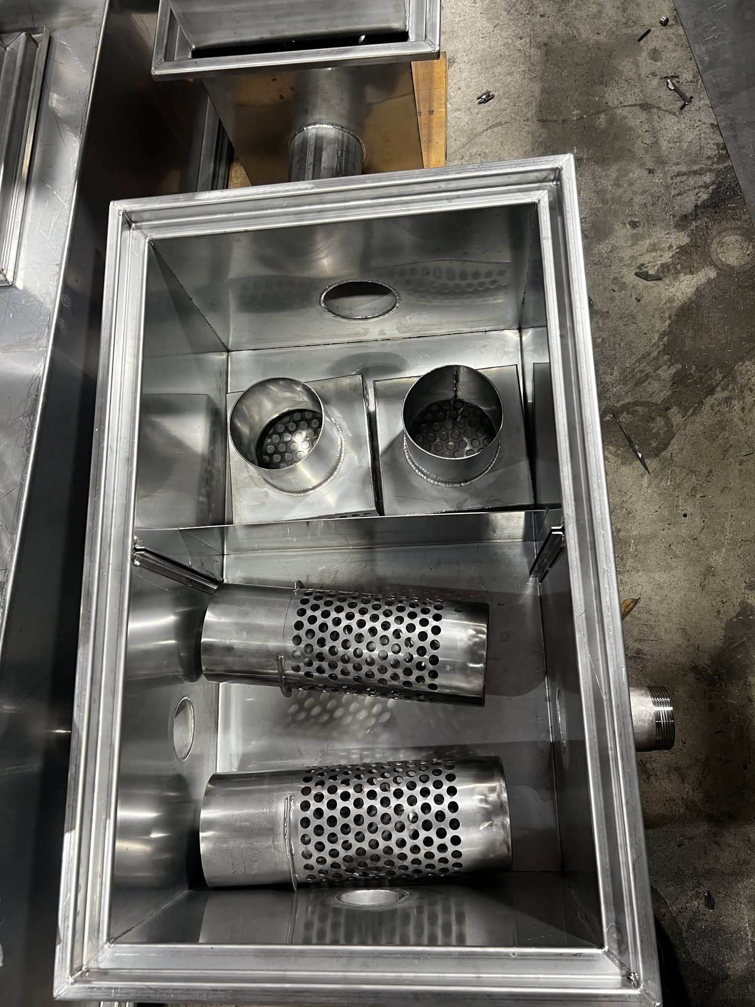 Gia công bẫy mỡ inox giá rẻ tại Tân Uyên