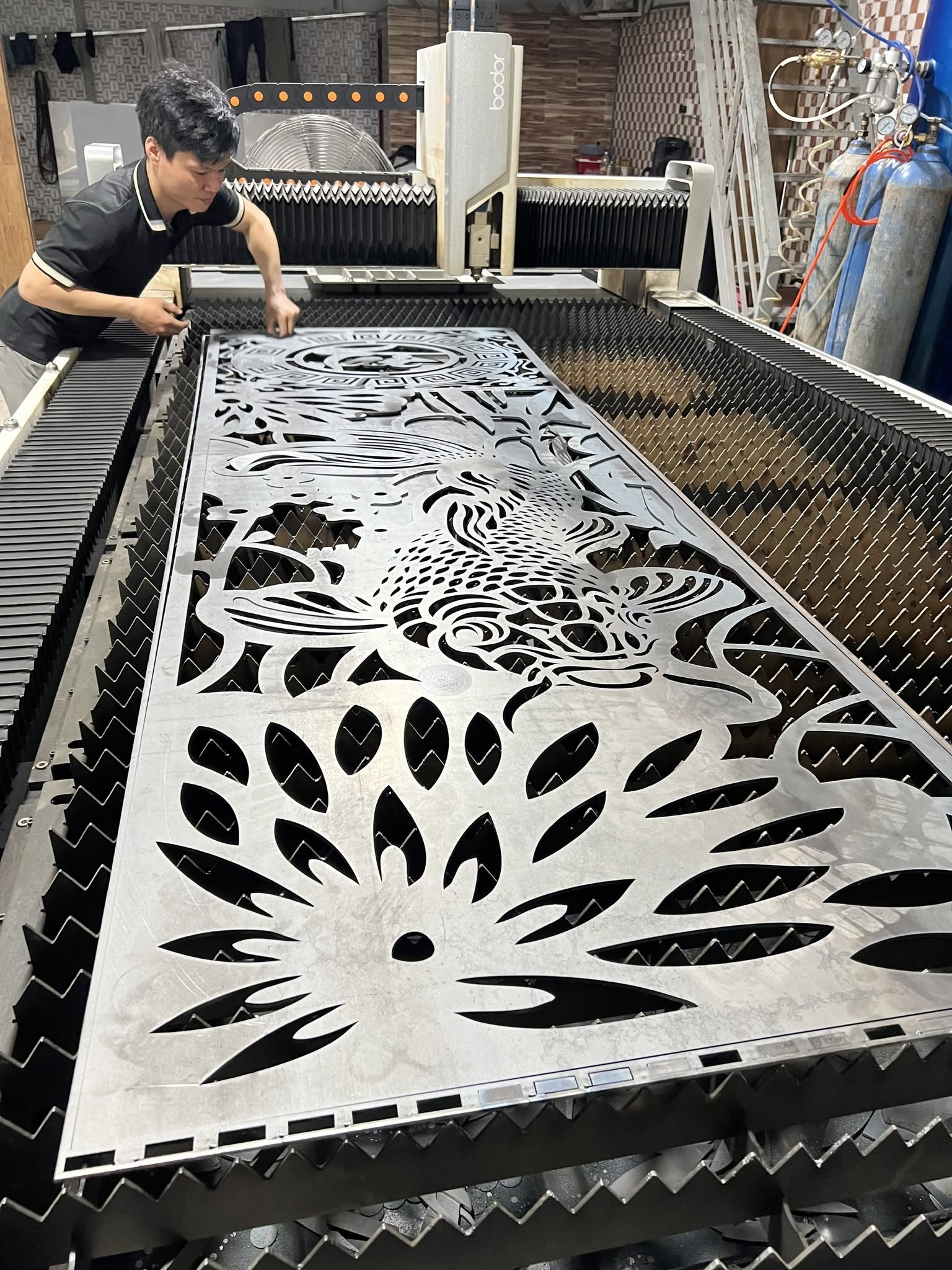 Gia công cắt laser CNC tại Tân Uyên