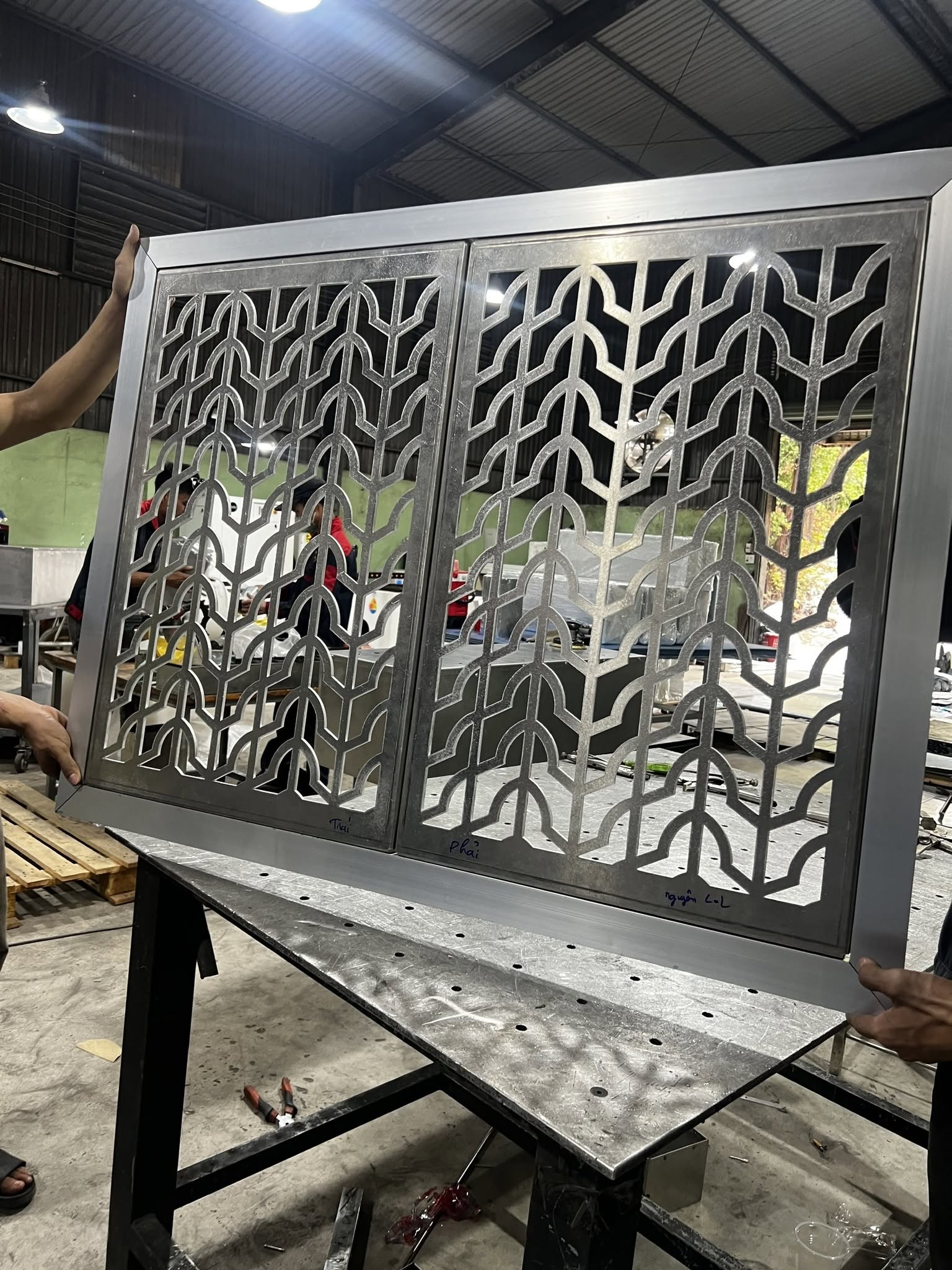 Gia công kim loại tấm theo yêu cầu tại Bình Dương